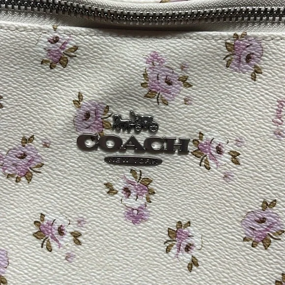 Coach Floral Gallery Tote - Picture 2 of 8